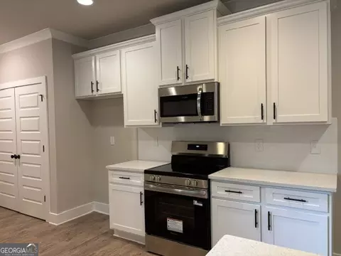 Kitchen - 229 Summit View Dr, Mcdonough, GA 30253 photo 1 of 3