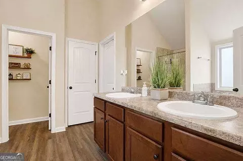 Entry Way - 2032 Bridgewater Pass, Hampton, GA 30228 photo 3 of 5