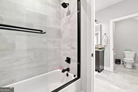 Bath - 1088 Sharp Mountain Pkwy, Jasper, GA 30143 photo 5 of 9