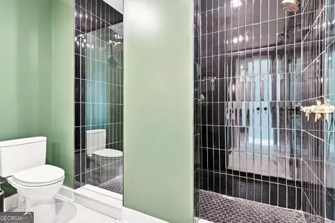 Bath - 1088 Sharp Mountain Pkwy, Jasper, GA 30143 photo 9 of 9