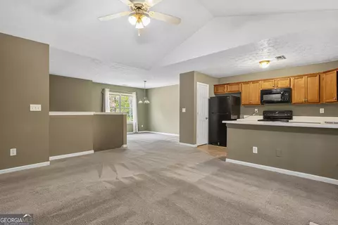 Living - 10 Ratliff Dr, Covington, GA 30016 photo 4 of 6