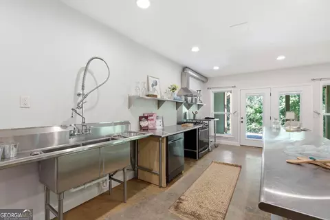 Kitchen - 157 Dusty Trl, Toccoa, GA 30577 photo 6 of 6
