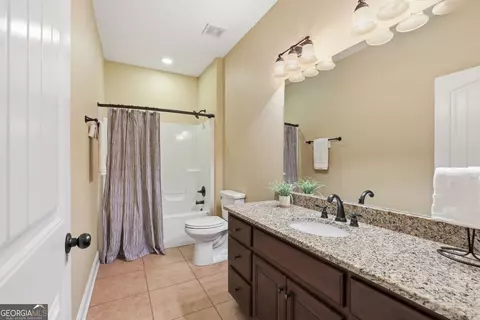 Bath - 157 Dusty Trl, Toccoa, GA 30577 photo 2 of 5