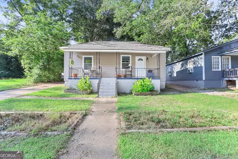 Exterior - 203 E Crovat St, Lagrange, GA 30241 photo 3 of 7