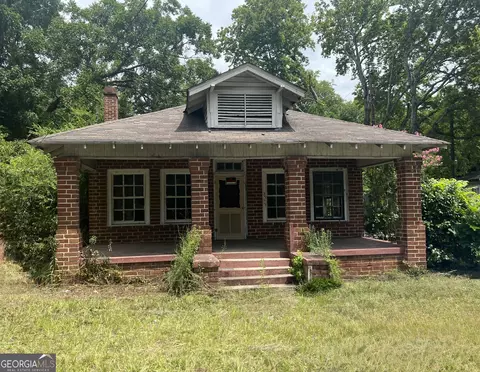 3727 Log Cabin Dr, Macon, GA 31204