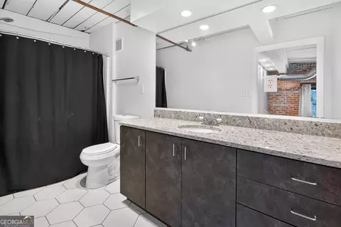 Bath - 10 James St #1A, Hampton, GA 30228 photo 2 of 2