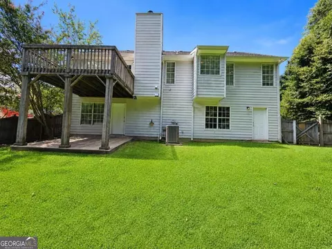 Exterior - 2095 Oakpointe Ct, Buford, GA 30519 photo 4 of 6