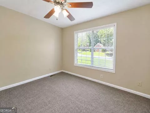 Bedroom - 2095 Oakpointe Ct, Buford, GA 30519 photo 3 of 4