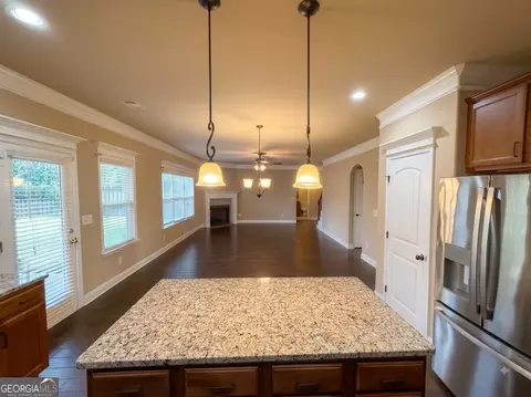 Living - 5410 Everlook Cir, Evans, GA 30809 photo 3 of 3