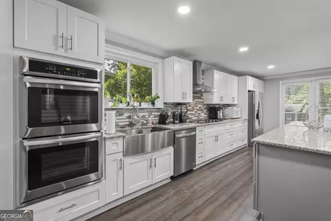 Kitchen - 514 Ashland Dr, Augusta, GA 30909 photo 5 of 7