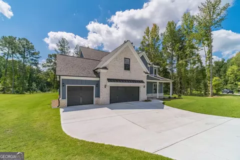 887 Bessie Ct, Loganville, GA 30052