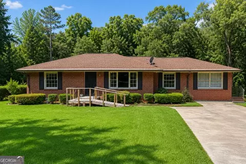 2095 Lilac Ln, Decatur, GA 30032