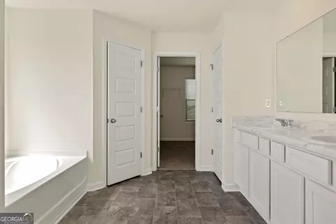 Entry Way - 469 Ralph Still Rd, Dacula, GA 30019 photo 6 of 8