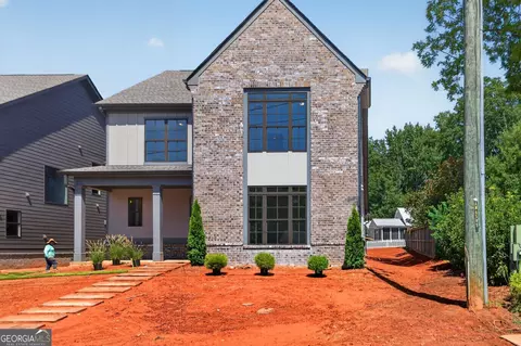 5808 Mitchell St, Flowery Branch, GA 30542