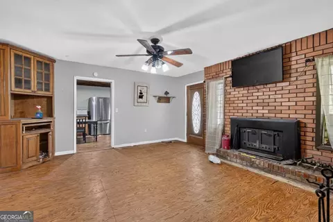 Living - 55 Whitman Loop, Aragon, GA 30104 photo 2 of 2