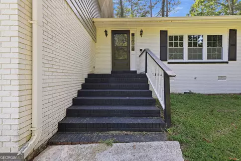 Exterior - 3 Stonewood Ct, Toccoa, GA 30577 photo 9 of 15