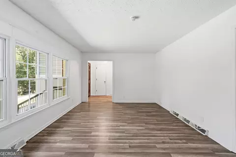 Living - 3 Stonewood Ct, Toccoa, GA 30577 photo 3 of 6