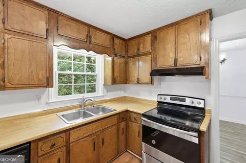 Kitchen - 3 Stonewood Ct, Toccoa, GA 30577 photo 4 of 4