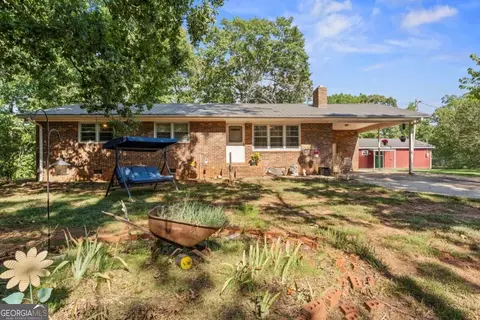 25 Dubignon Dr, Toccoa, GA 30577