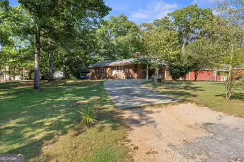 Exterior - 25 Dubignon Dr, Toccoa, GA 30577 photo 1 of 4