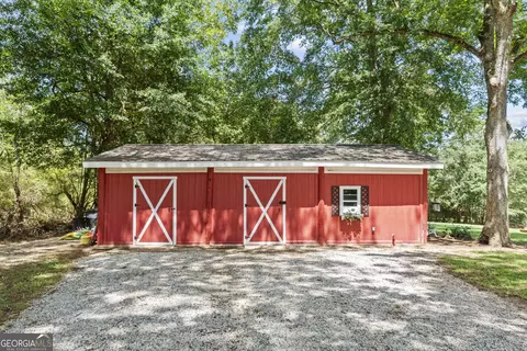 Exterior - 2852 Dixie Rd, Covington, GA 30014 photo 3 of 9