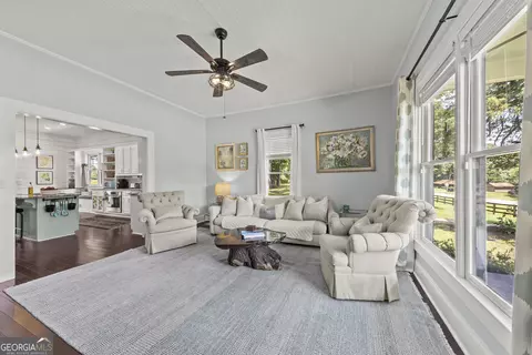 Living - 2852 Dixie Rd, Covington, GA 30014 photo 2 of 2
