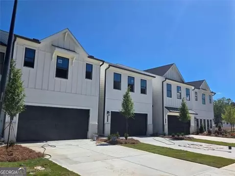 7461 Clover Ln #134, Flowery Branch, GA 30542
