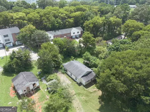 12 Corinth Rd, Cartersville, GA 30121