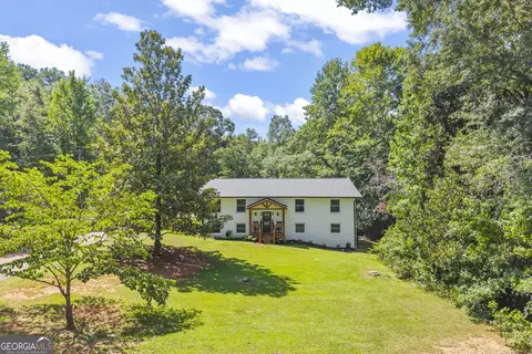 55 Emory Dr, Hartwell, GA 30643