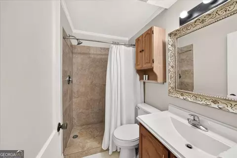 Bath - 3964 Mcdaniel St, Chamblee, GA 30341 photo 3 of 3
