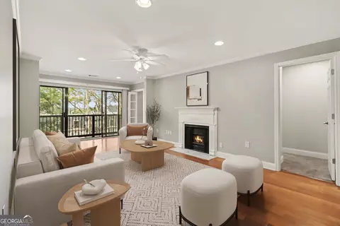 1202 Pine Hts, Atlanta, GA 30324
