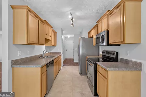 Kitchen - 180 Shenandoah Dr, Covington, GA 30016 photo 1 of 5
