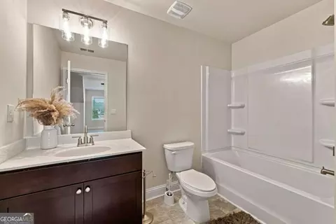 Bath - 316 Conley Ave, Hampton, GA 30228 photo 3 of 3