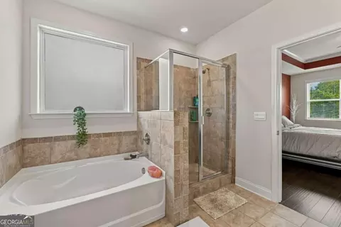 Bath - 316 Conley Ave, Hampton, GA 30228 photo 2 of 3