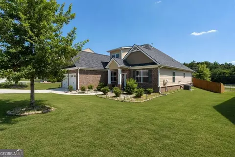 Exterior - 316 Conley Ave, Hampton, GA 30228 photo 3 of 10