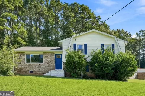 624 Village Lane Dr SW, Marietta, GA 30060