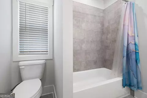 Bath - 2128 Stonegate Way, Monroe, GA 30656 photo 7 of 11