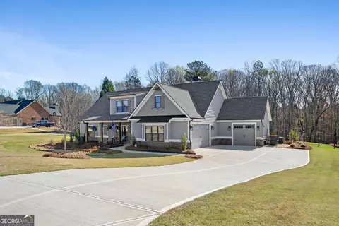 Exterior - 2128 Stonegate Way, Monroe, GA 30656 photo 8 of 23