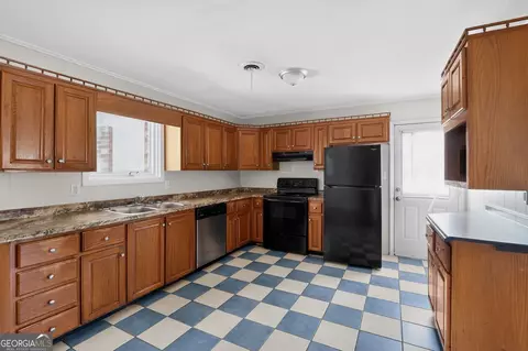 Kitchen - 4218 Ervay St, Augusta, GA 30906 photo 1 of 1