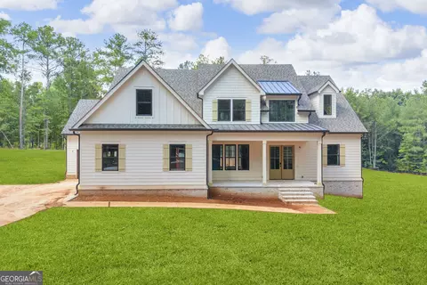 Exterior - 1600 Maxey Rd, Bishop, GA 30621 photo 3 of 9