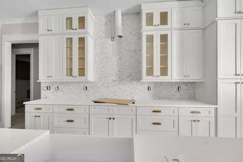 Kitchen - 1600 Maxey Rd, Bishop, GA 30621 photo 2 of 2