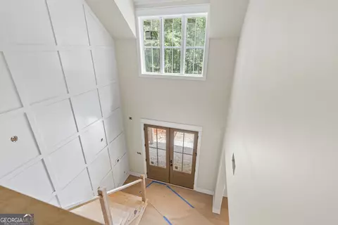 Entry Way - 1600 Maxey Rd, Bishop, GA 30621 photo 8 of 9