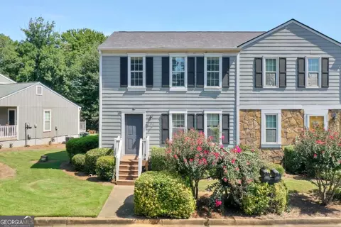 502 Harbor Lake Ct, Marietta, GA 30066