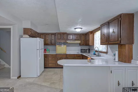 Kitchen - 1245 Mooty Bridge Rd, Lagrange, GA 30240 photo 1 of 4
