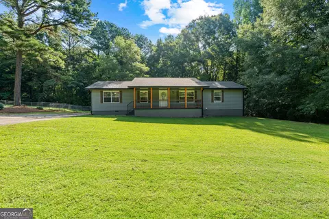 147 Lincoln St, Hogansville, GA 30230