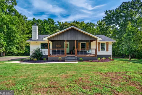 Exterior - 214 Floyd Rd, Pine Mountain, GA 31822 photo 7 of 13