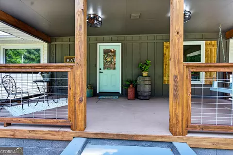 Exterior - 214 Floyd Rd, Pine Mountain, GA 31822 photo 11 of 13