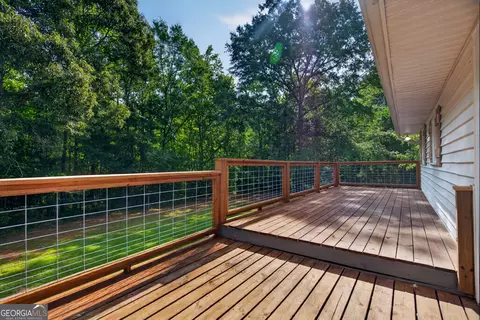 Exterior - 214 Floyd Rd, Pine Mountain, GA 31822 photo 12 of 13
