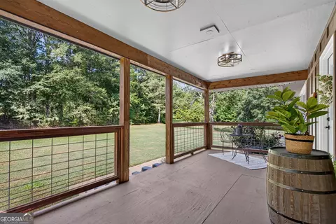 Exterior - 214 Floyd Rd, Pine Mountain, GA 31822 photo 10 of 13