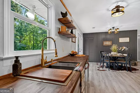 Kitchen - 214 Floyd Rd, Pine Mountain, GA 31822 photo 4 of 4